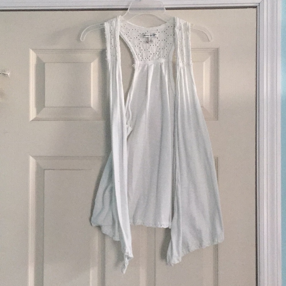 American Eagle White Vest